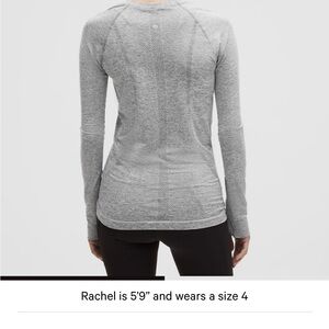 TWO 🖤Swiftly Tech long sleeve shirt hip length